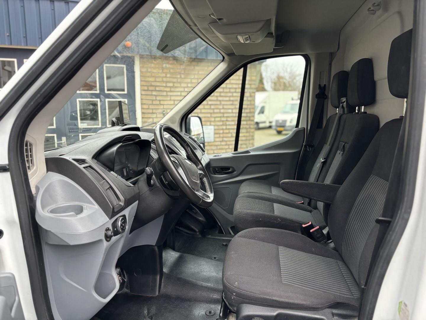 ford-transit-image9.jpg