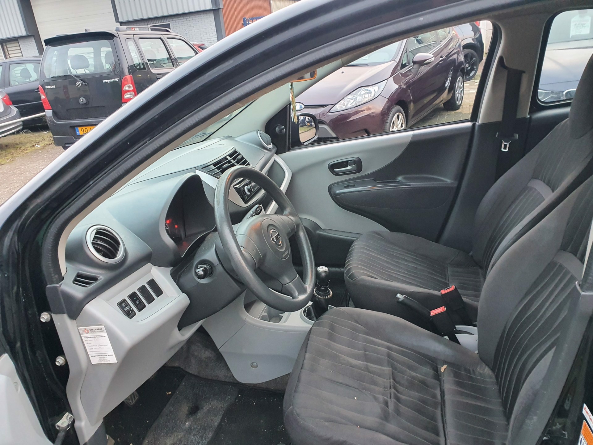 nissan-pixo-image5.jpg