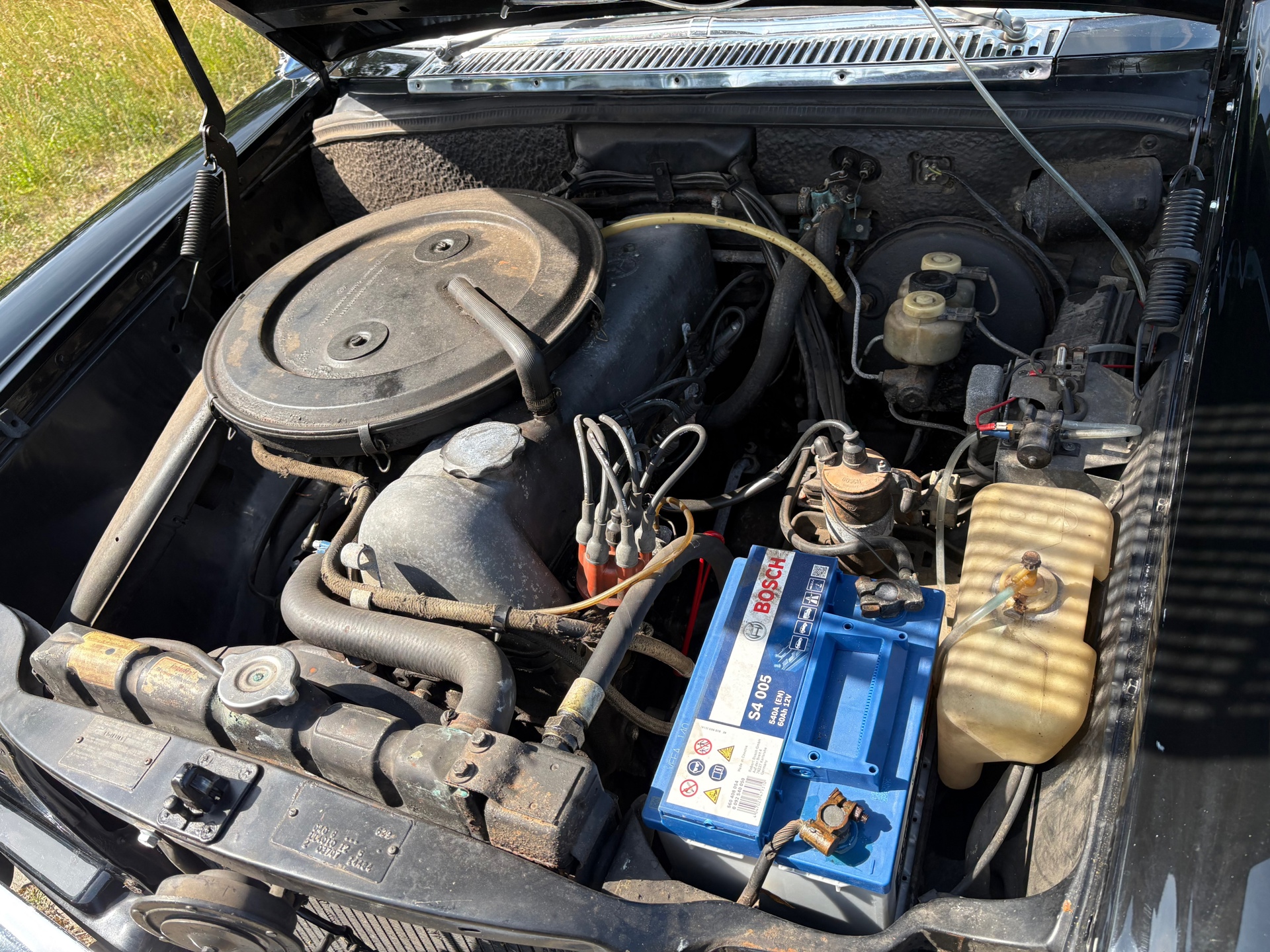 mercedes-benz-200-serie-image8.jpg