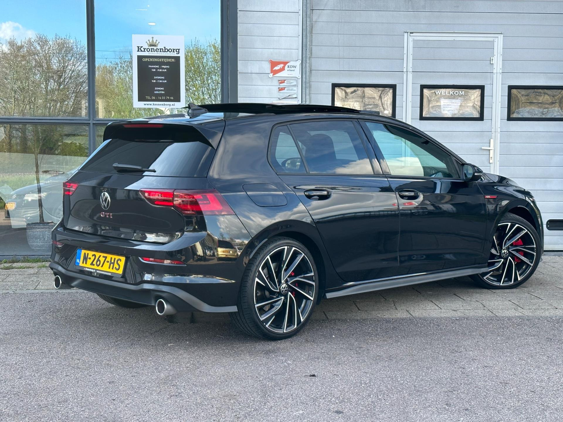 volkswagen-golf-image2.jpg