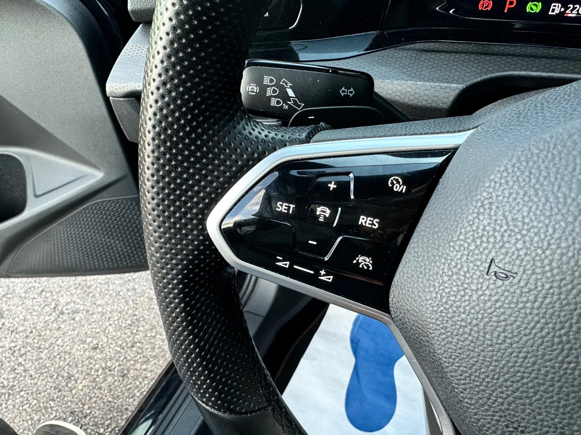 volkswagen-golf-image4.jpg