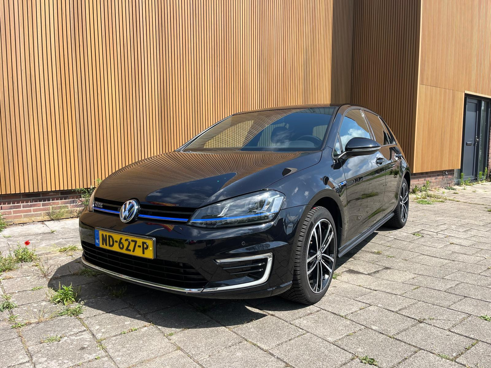 volkswagen-golf-image2.jpg