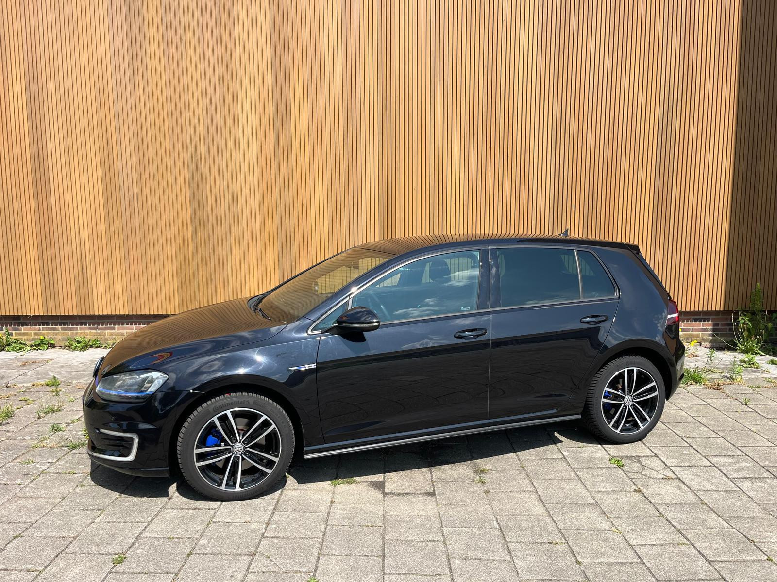 volkswagen-golf-image4.jpg
