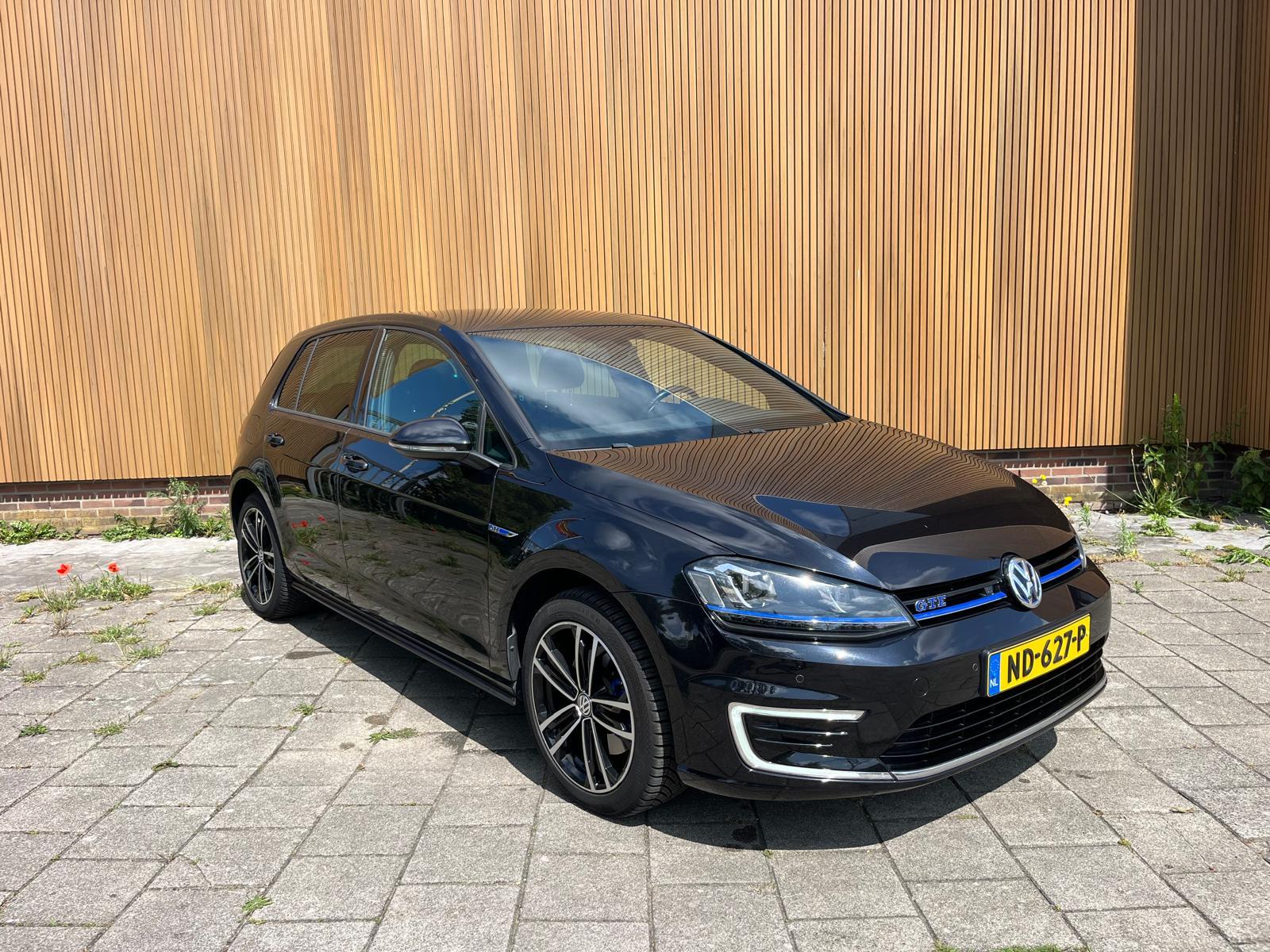 volkswagen-golf-image5.jpg