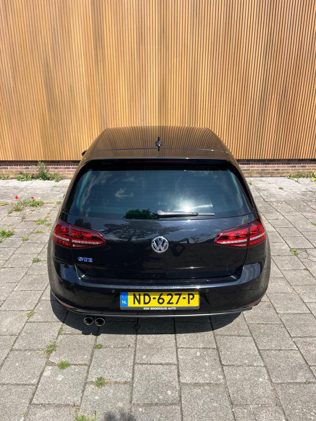 volkswagen-golf-image7.jpg