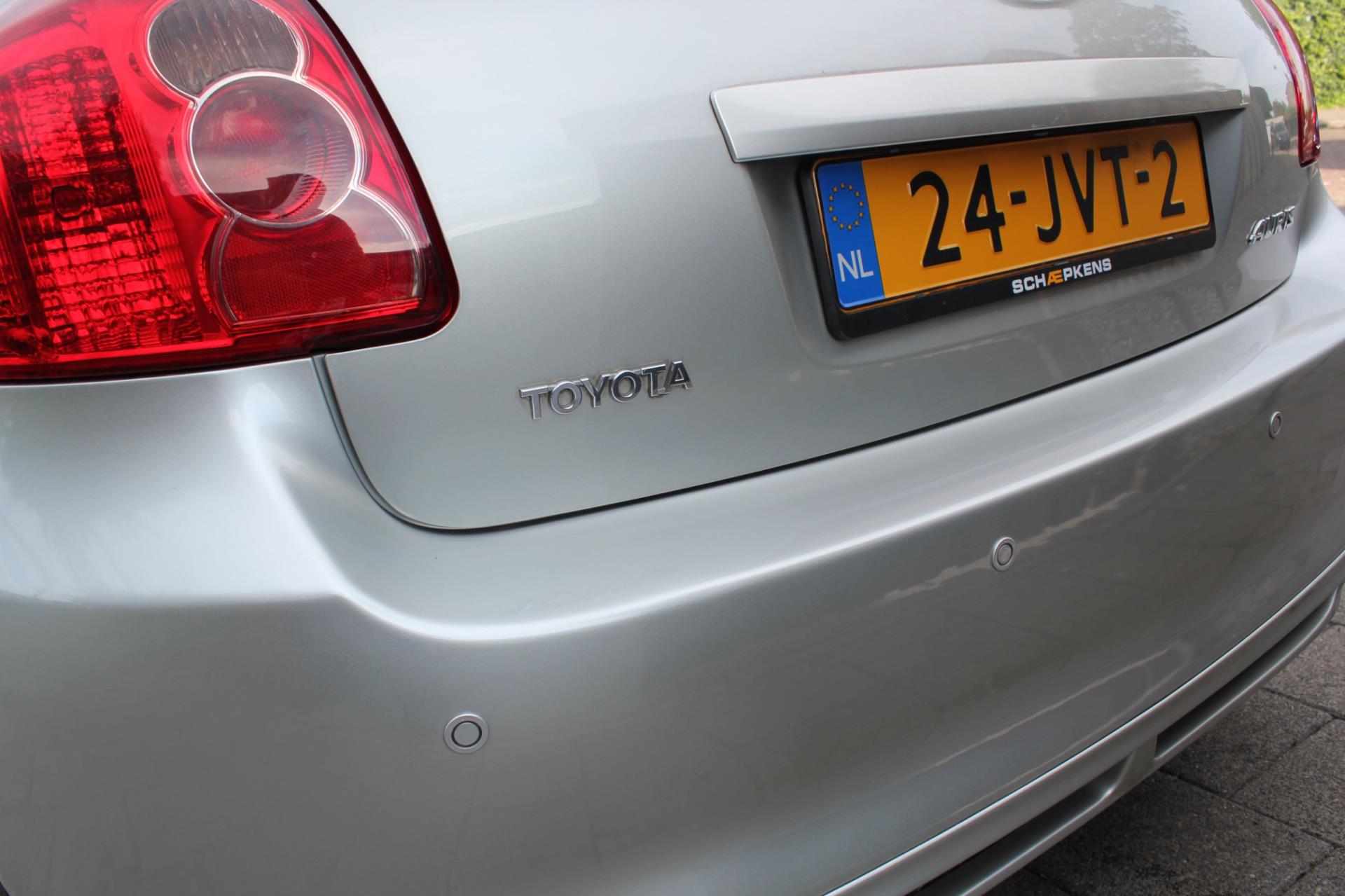 toyota-auris-image6.jpg