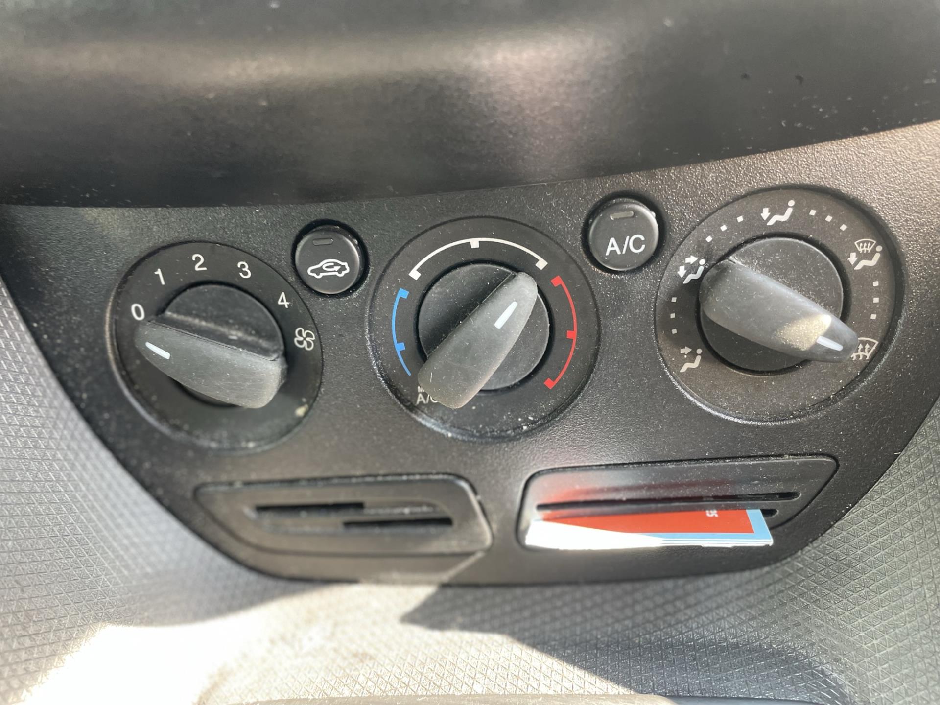 ford-transit-connect-image8.jpg
