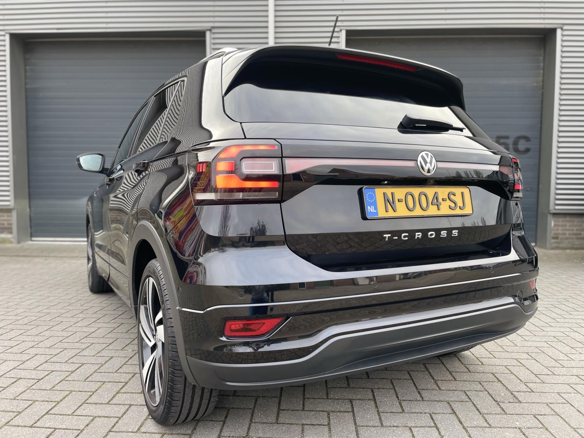 volkswagen-t-cross-image9.jpg