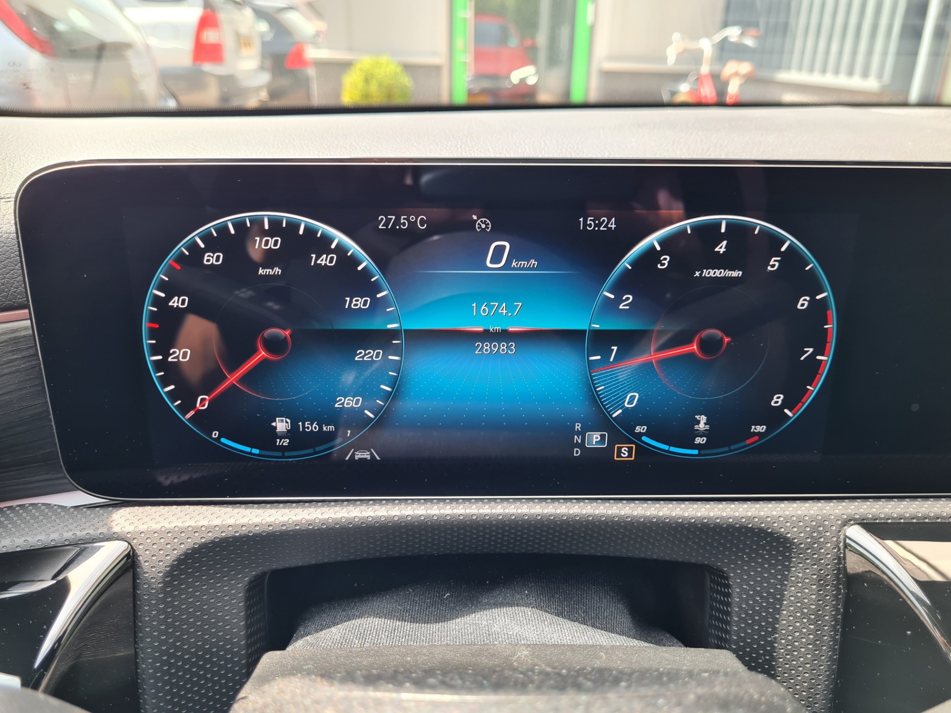 mercedes-benz-cla-klasse-image9.jpg