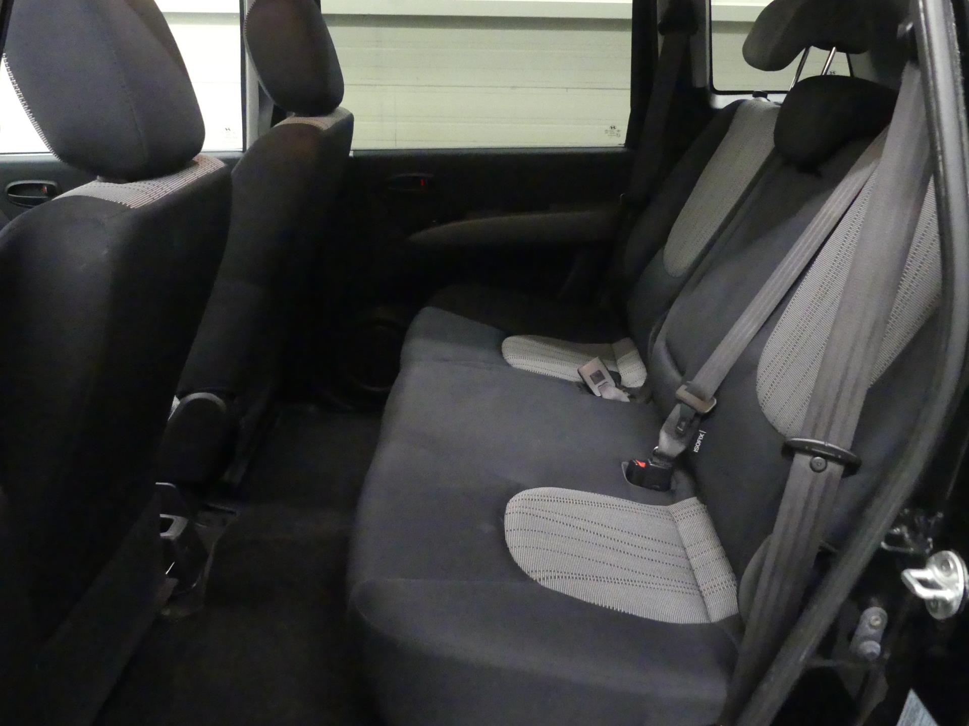 hyundai-matrix-image4.jpg