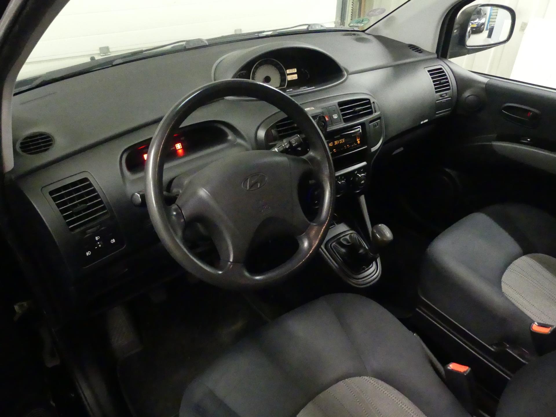 hyundai-matrix-image9.jpg