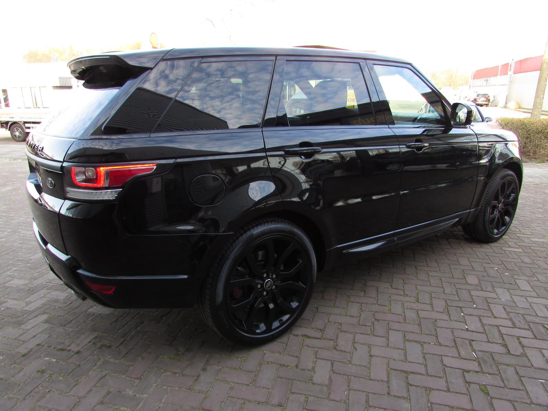 land-rover-range-rover-sport-image6.jpg