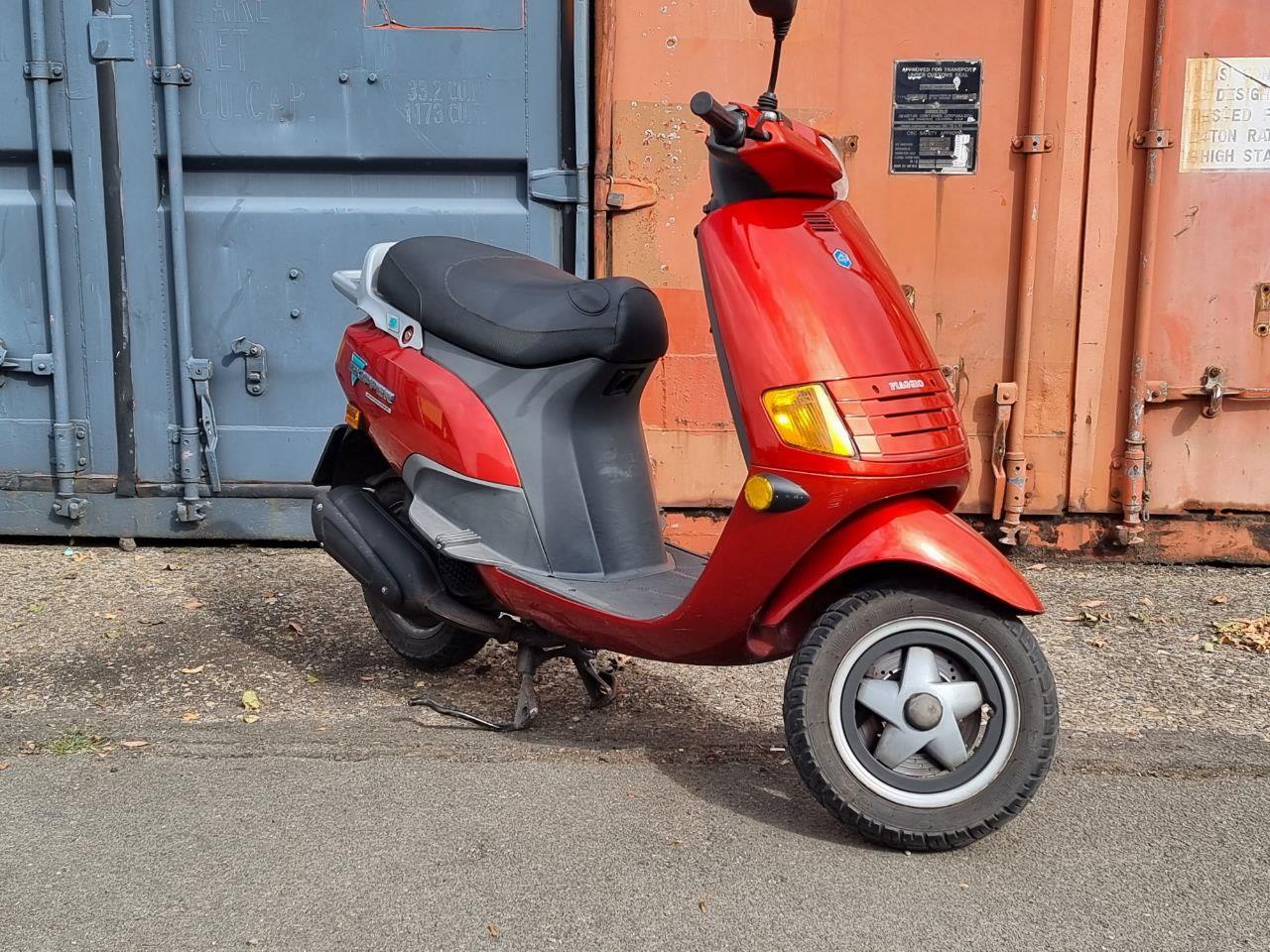 piaggio--image7.jpg