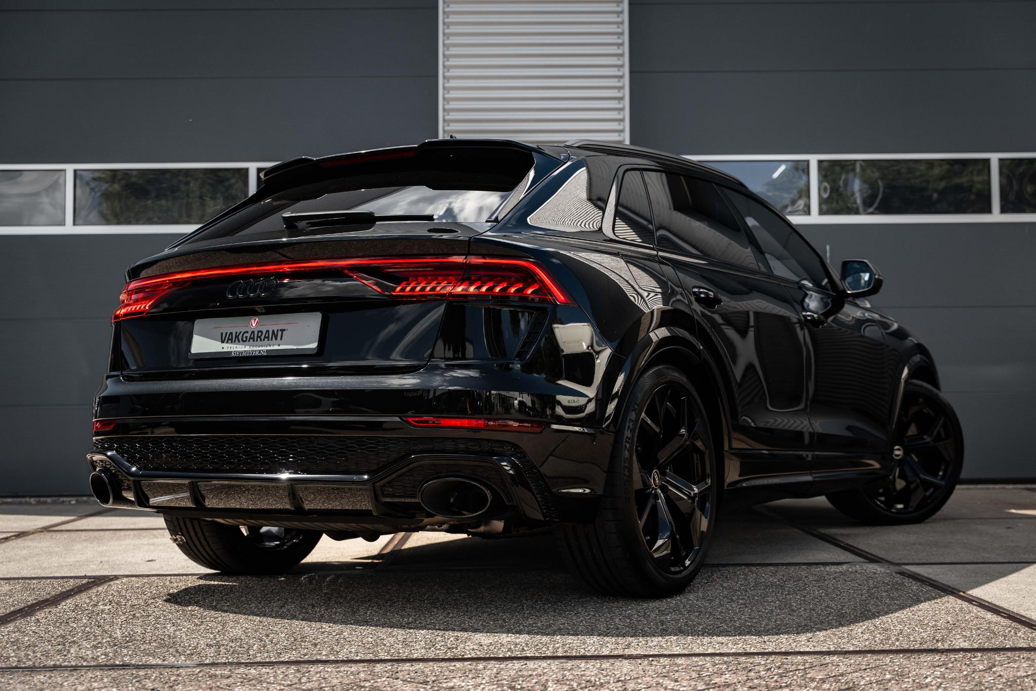 audi-q8-image6.jpg