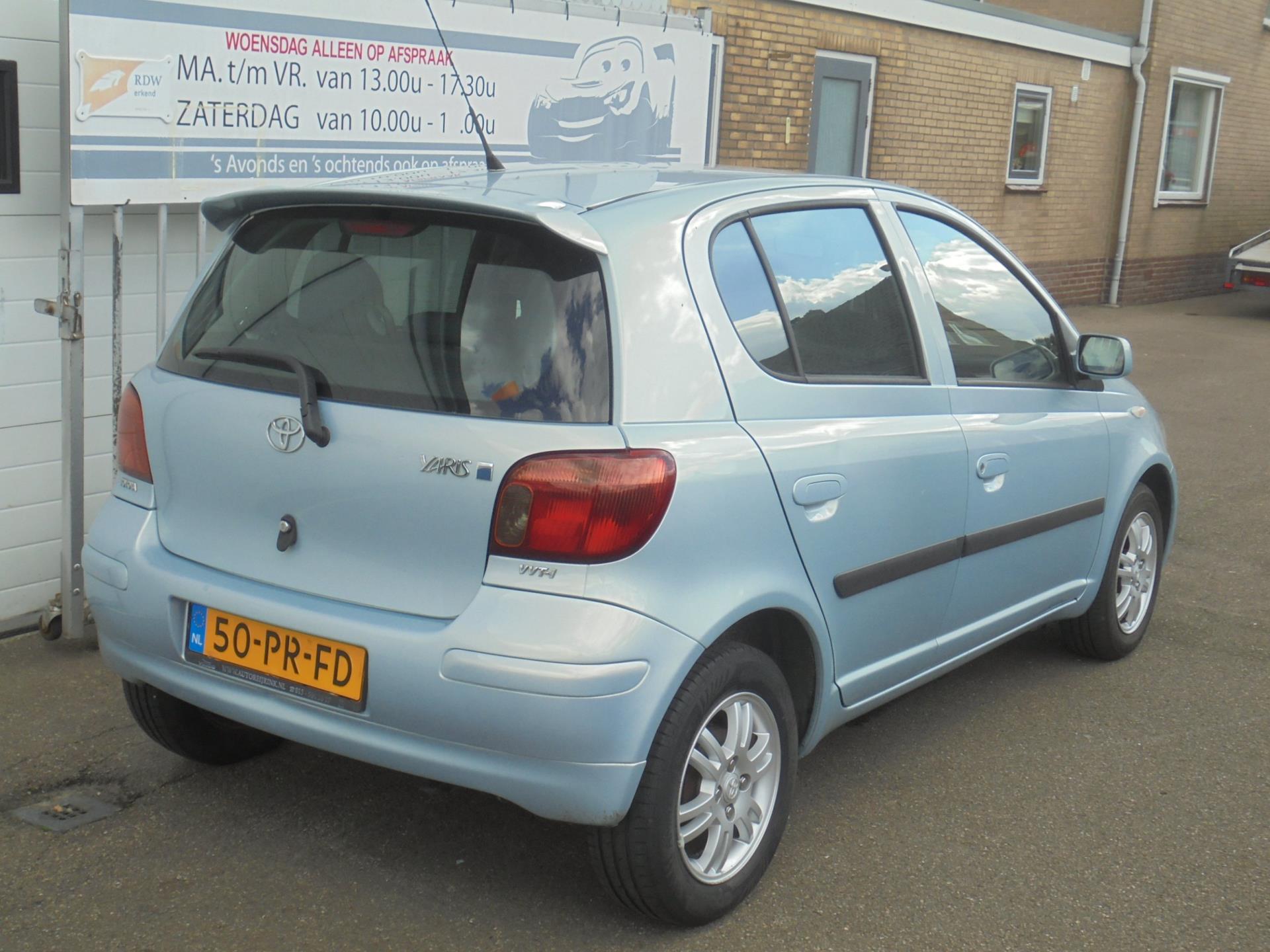 toyota-yaris-image10.jpg