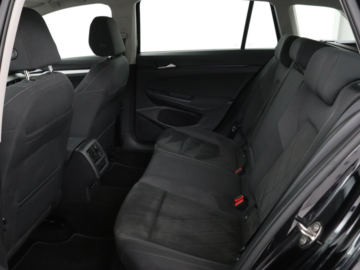 volkswagen-golf-variant-image9.jpg