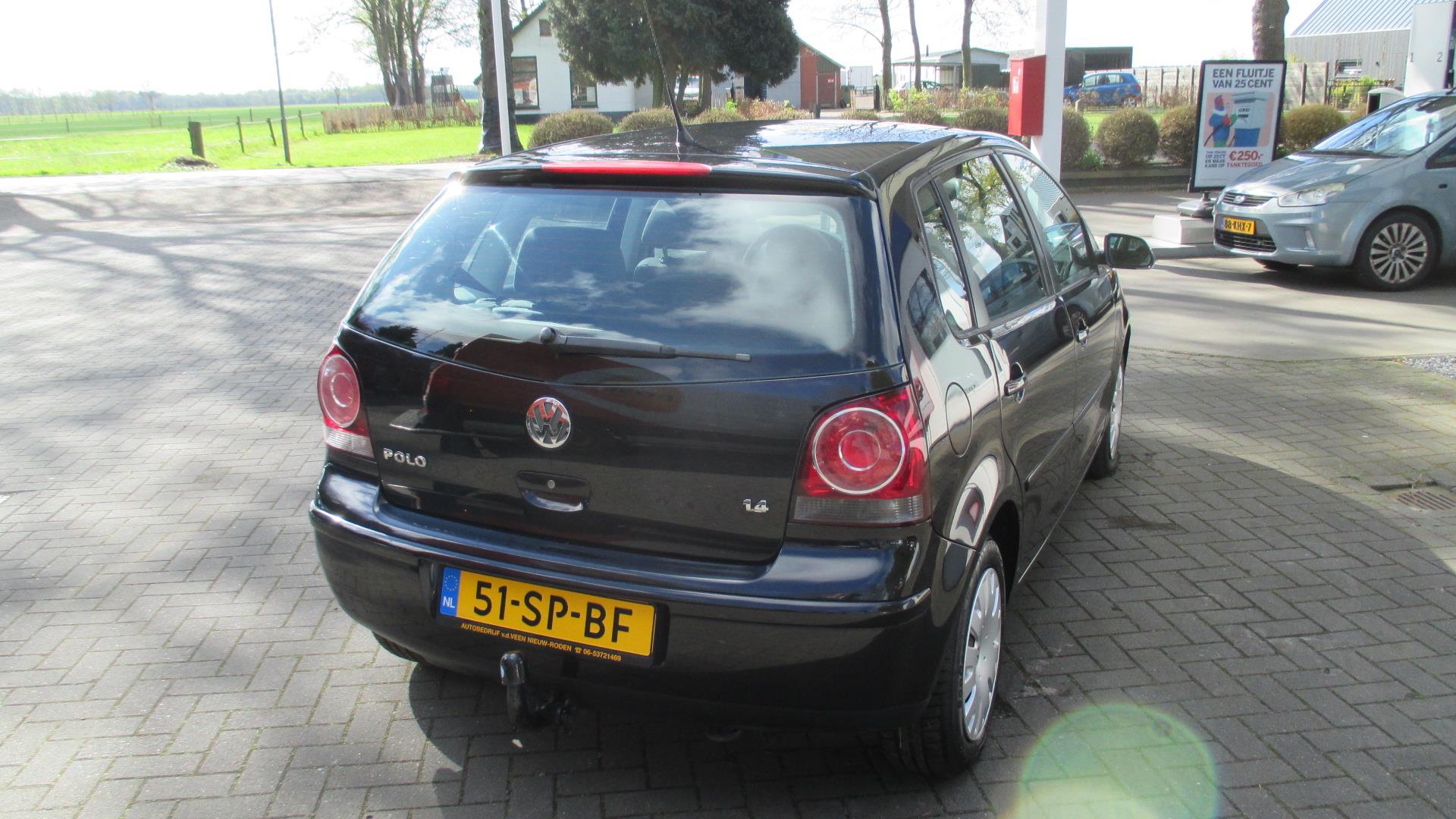 volkswagen-polo-image3.jpg