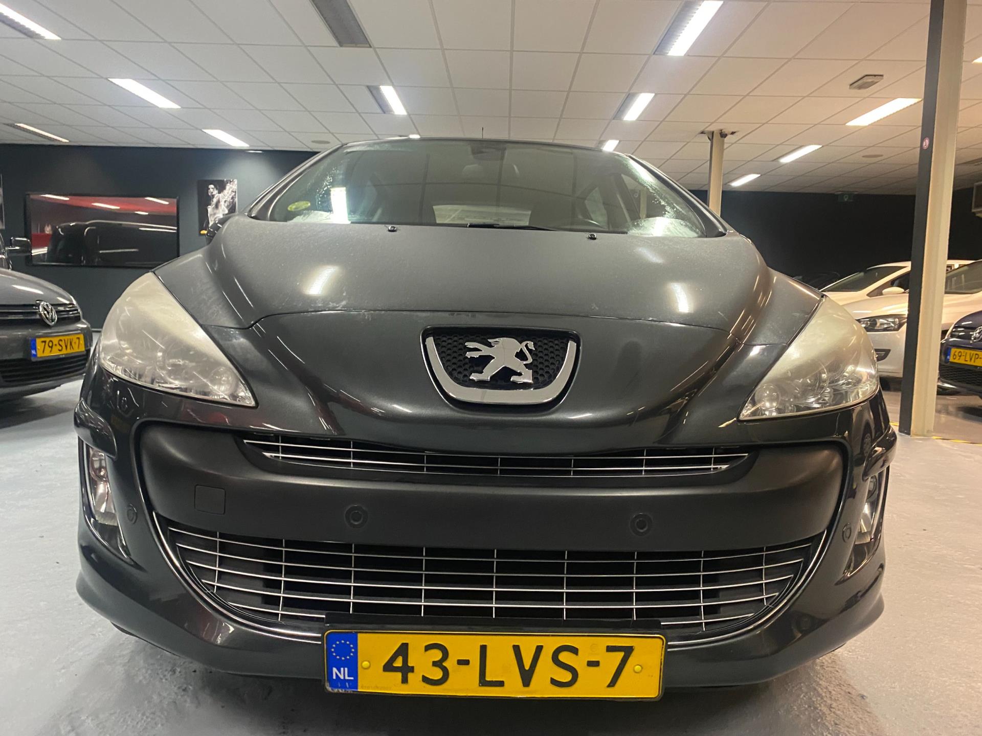 peugeot-308-image2.jpg