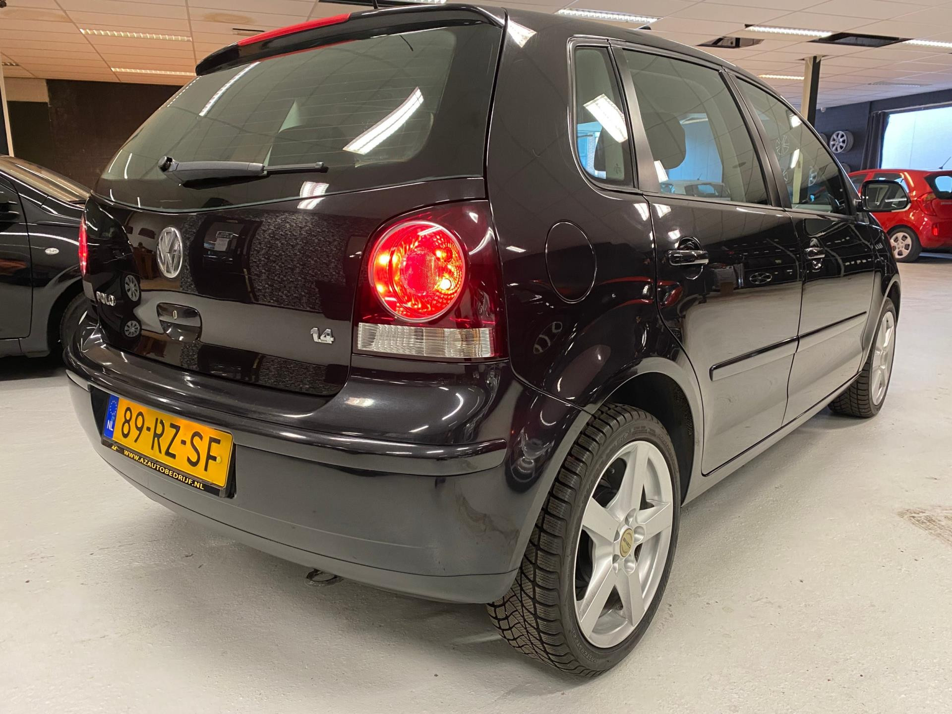 volkswagen-polo-image5.jpg
