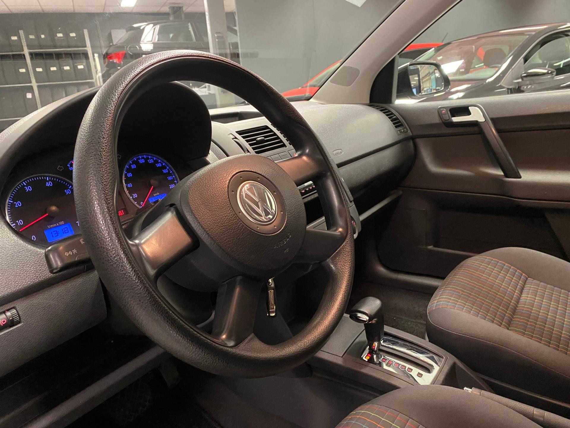 volkswagen-polo-image8.jpg