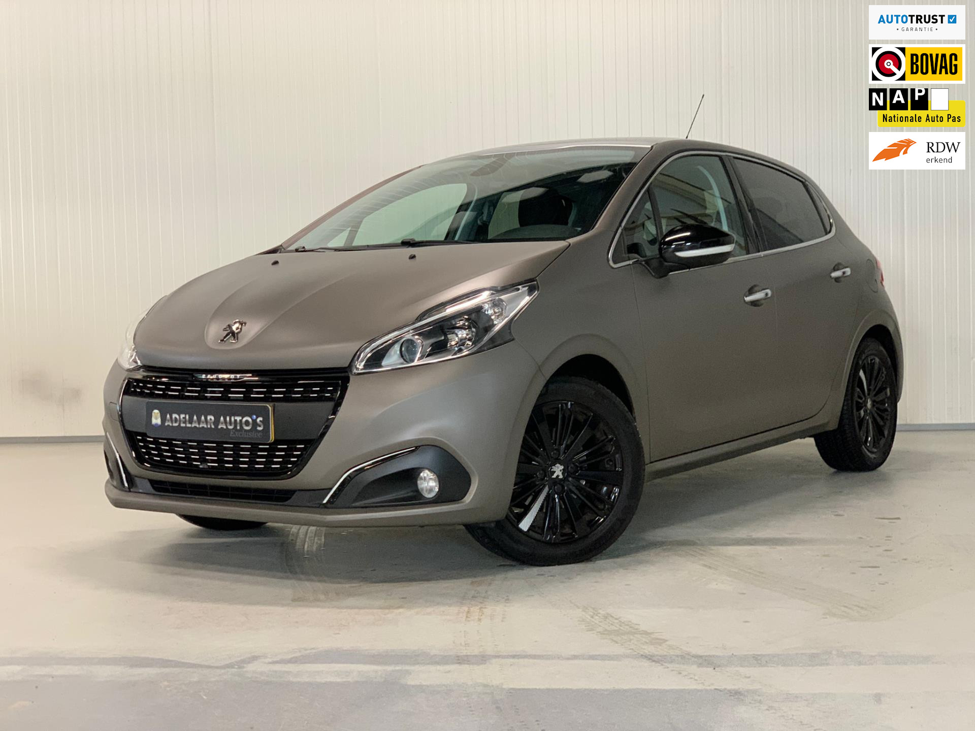 402327963/peugeot-208-image1.jpg