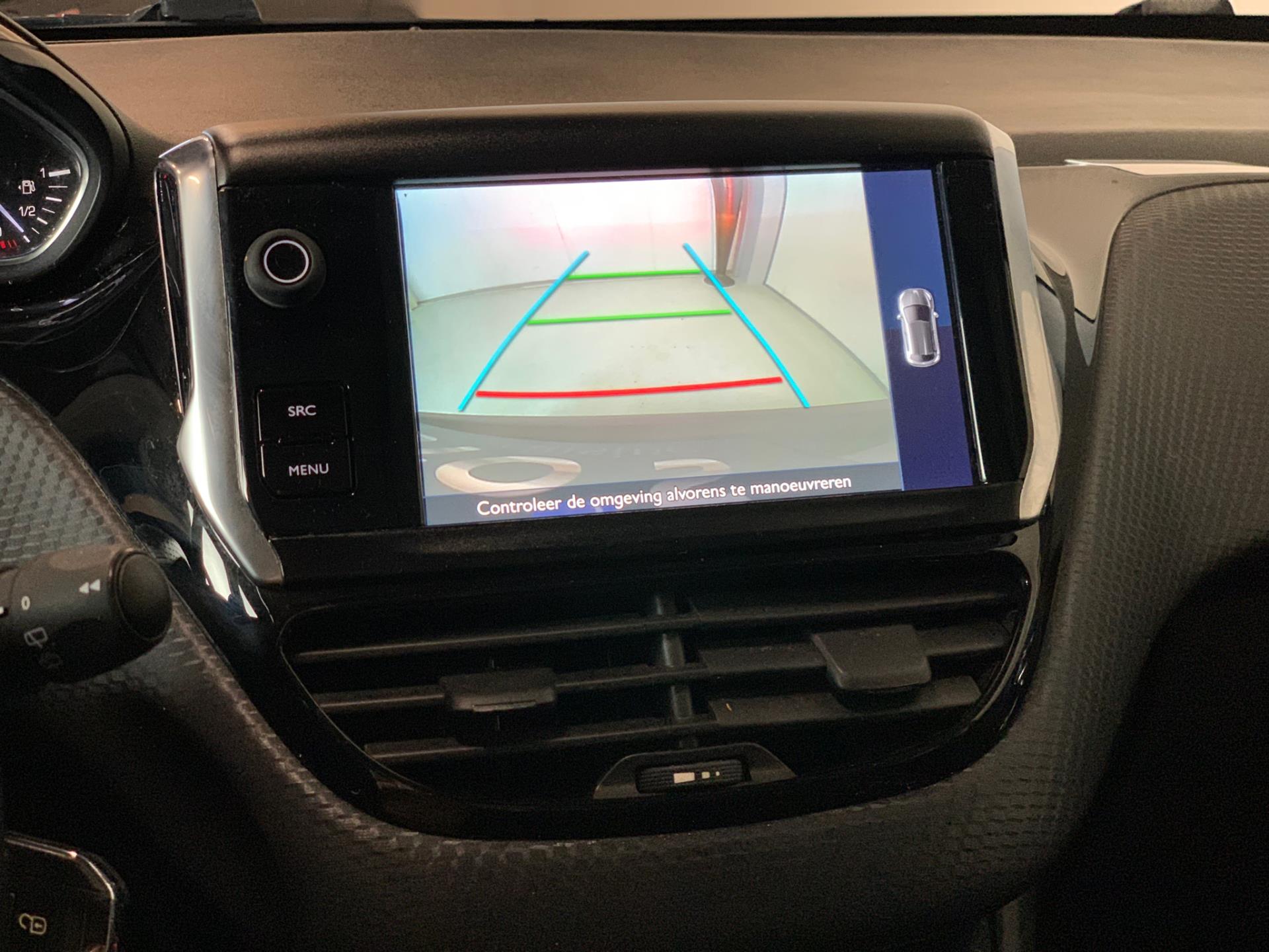 peugeot-208-image10.jpg