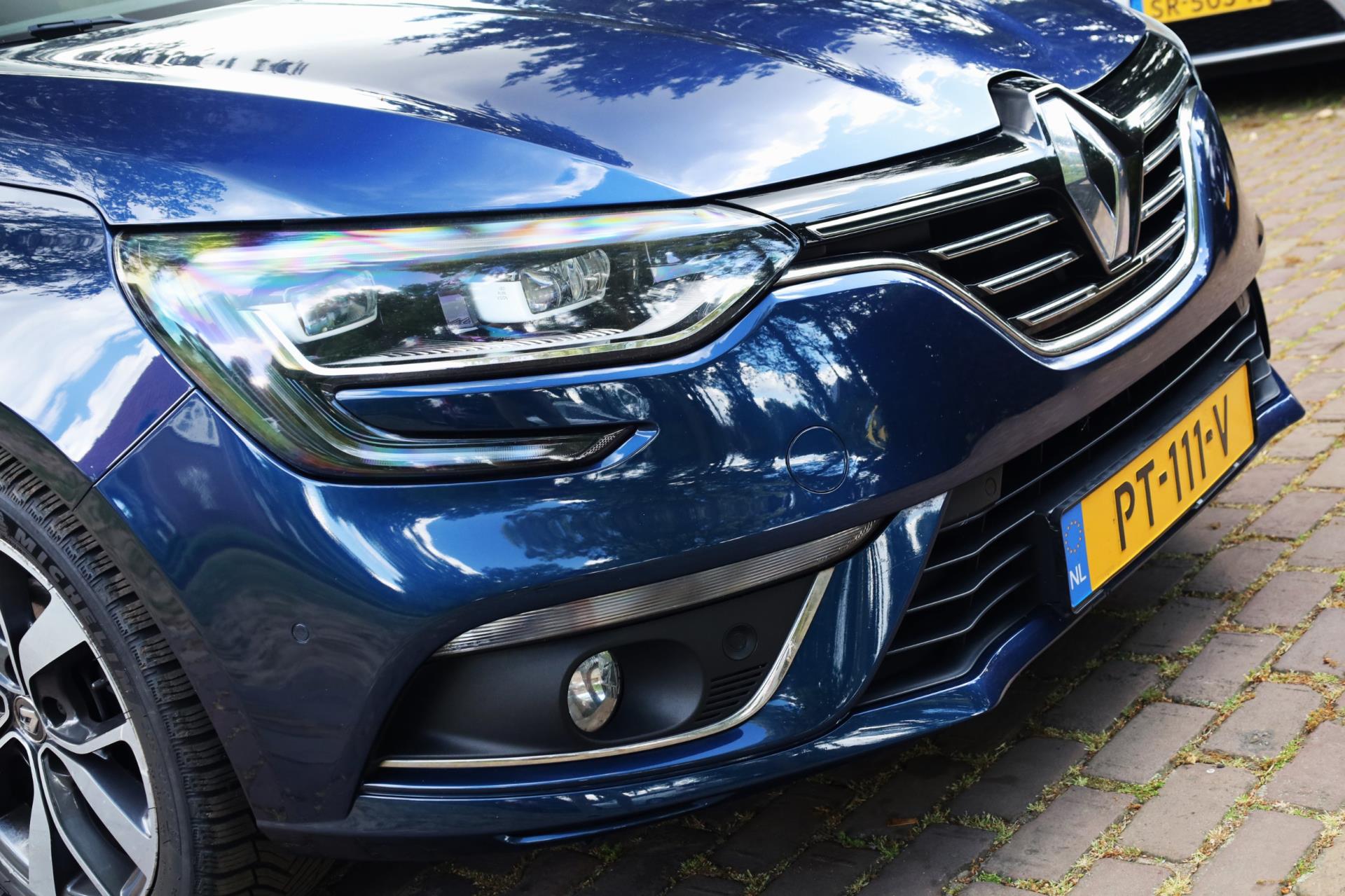 renault-megane-estate-image8.jpg