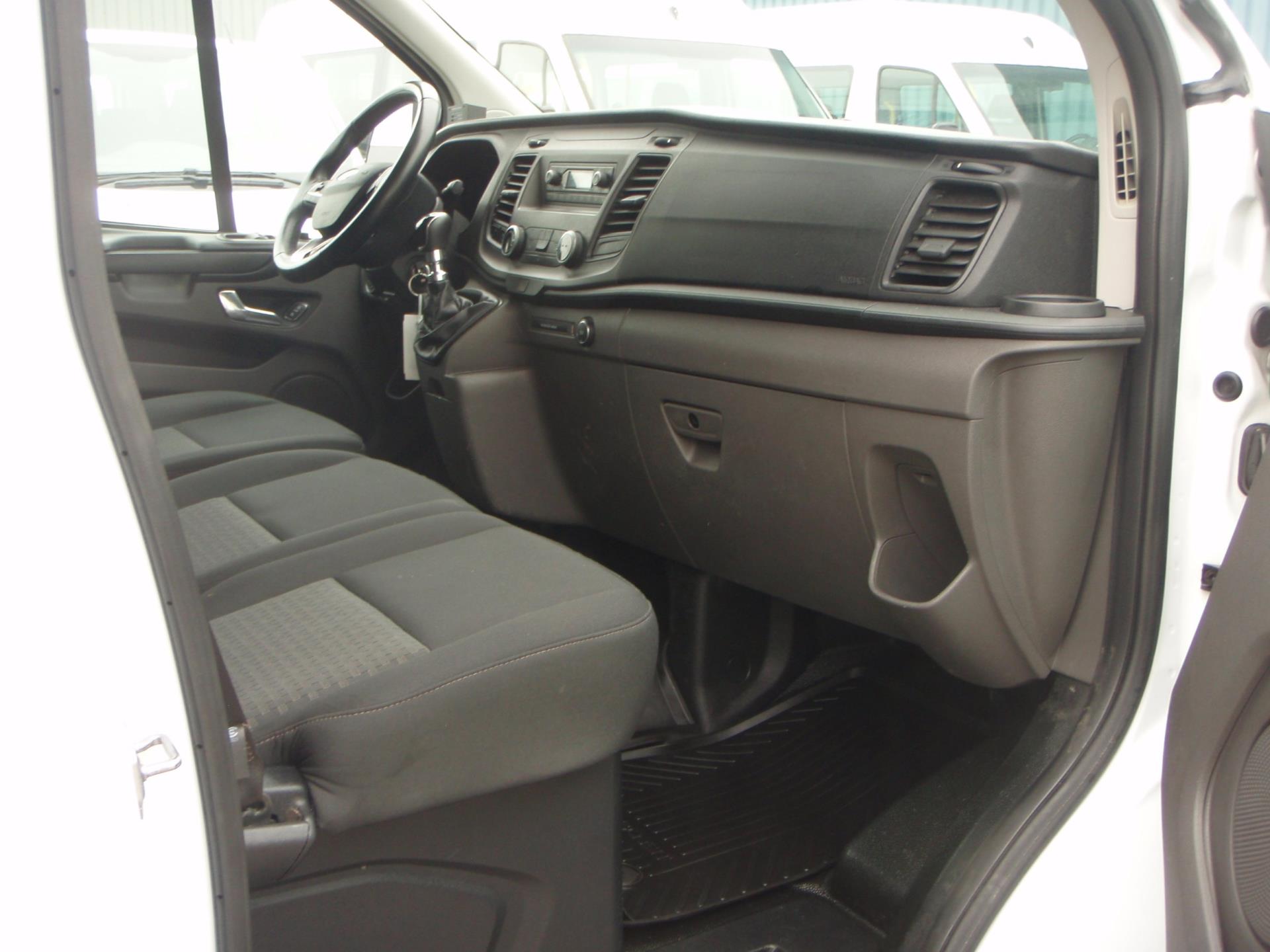ford-transit-custom-image5.jpg