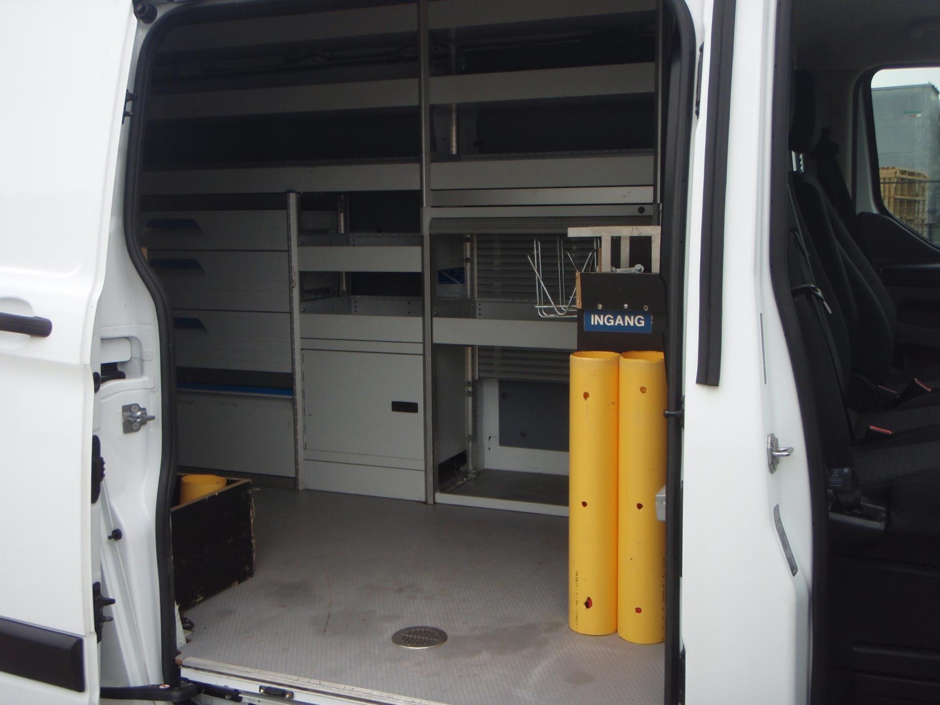 ford-transit-custom-image6.jpg