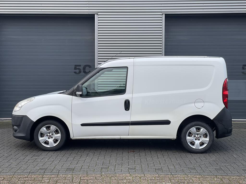 fiat-dobló-cargo-image2.jpg