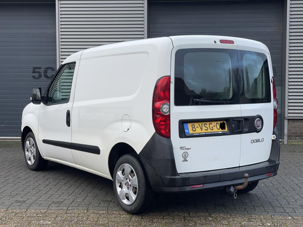 fiat-dobló-cargo-image3.jpg