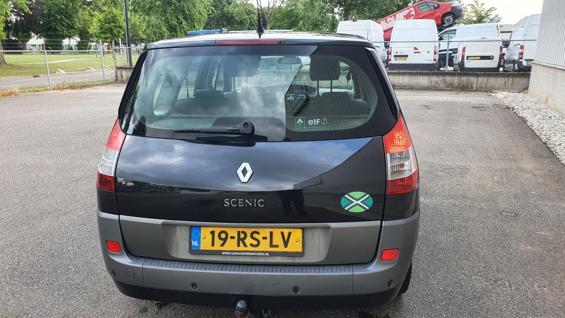 renault-grand-scenic-image3.jpg