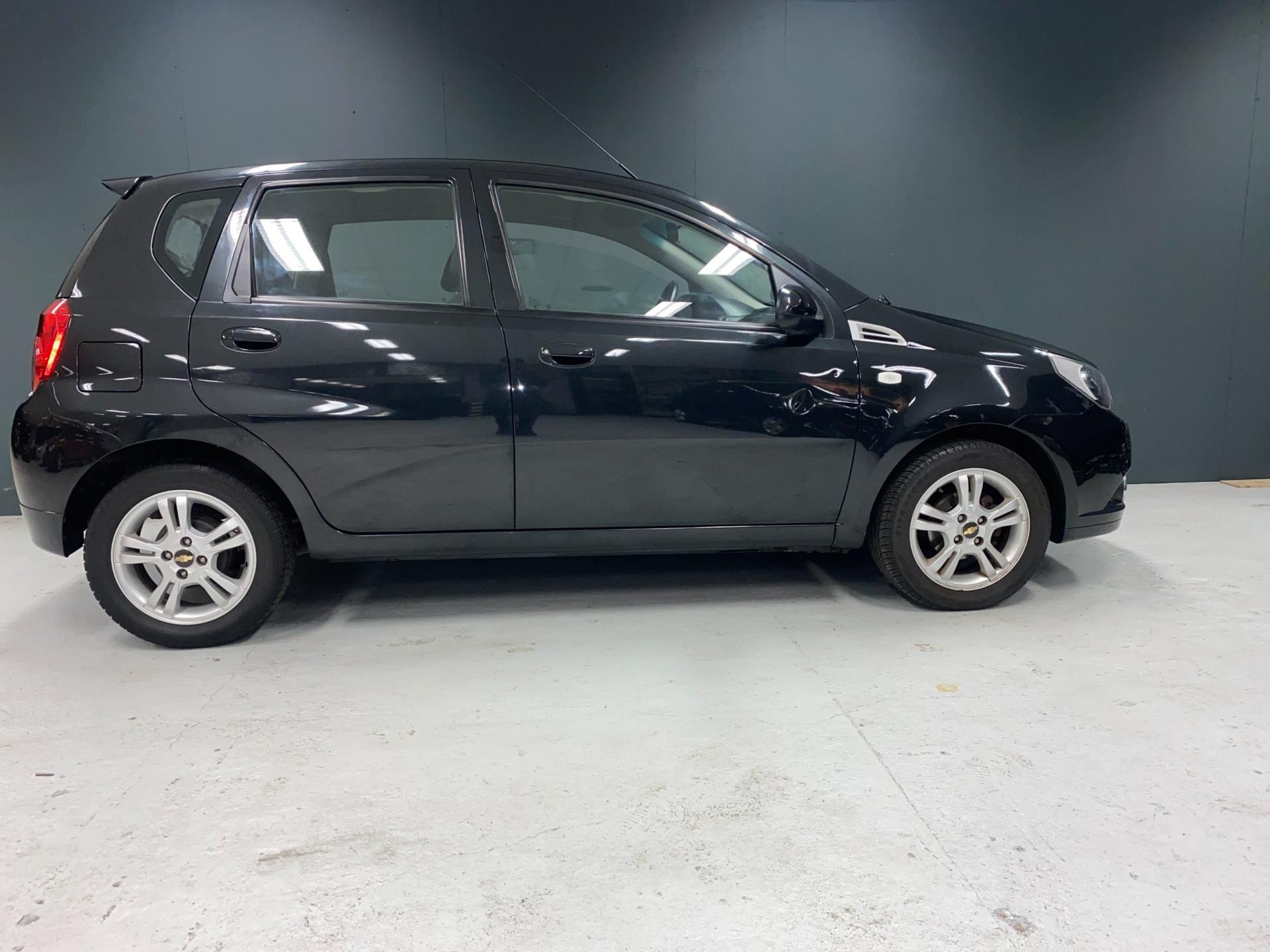 chevrolet-aveo-image4.jpg