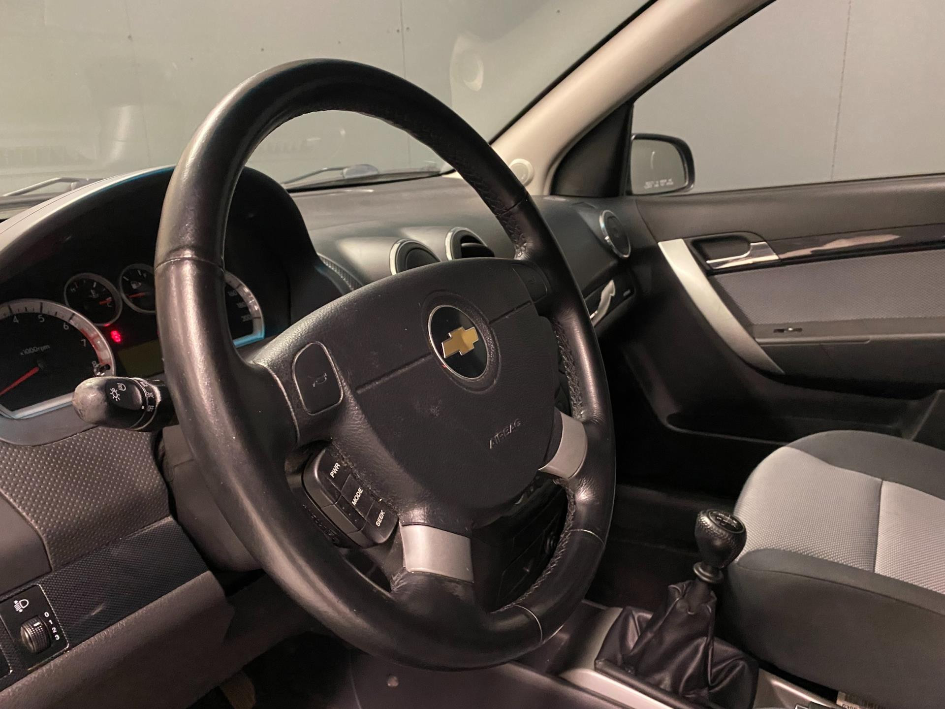 chevrolet-aveo-image9.jpg