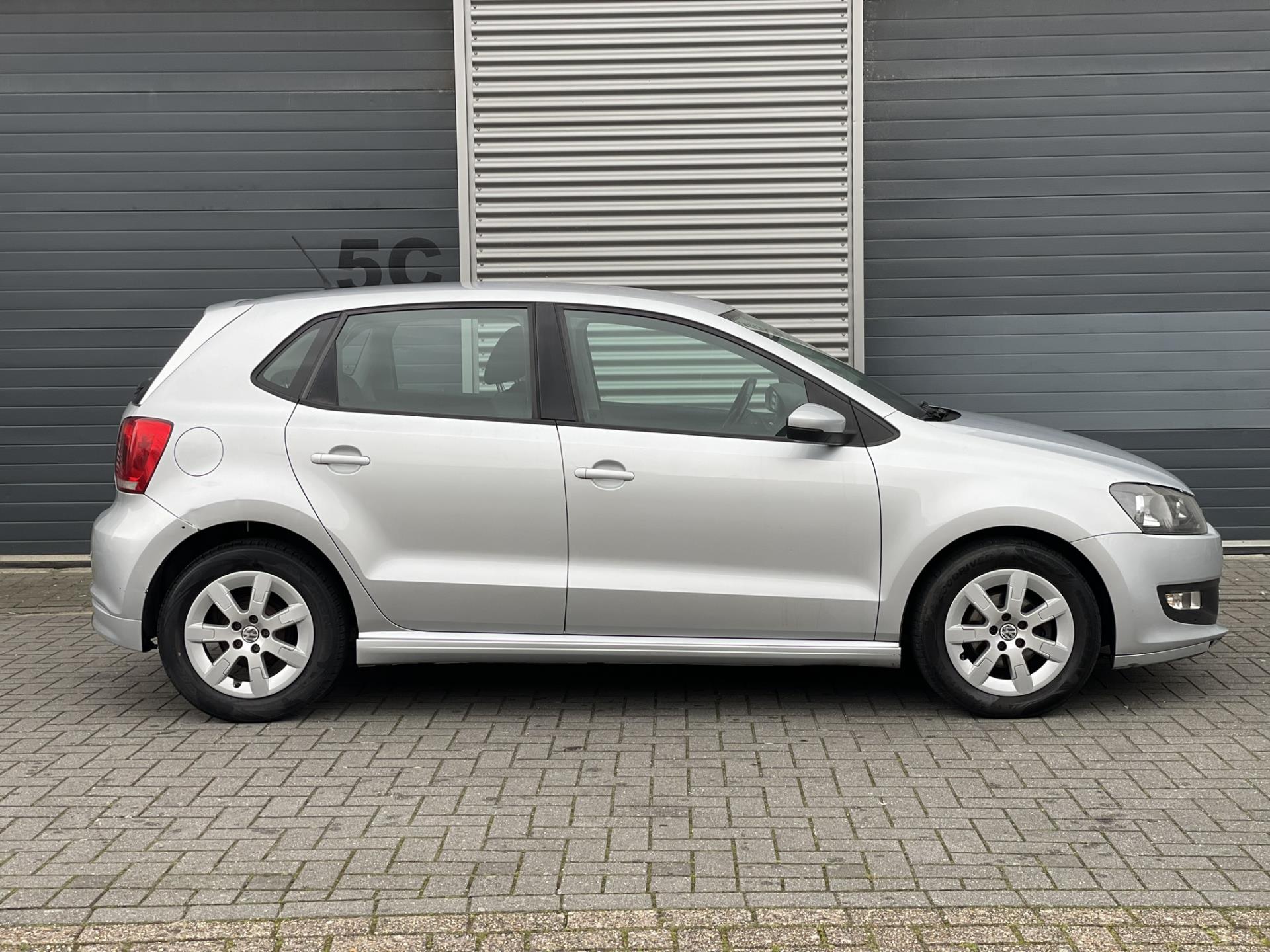 volkswagen-polo-image5.jpg
