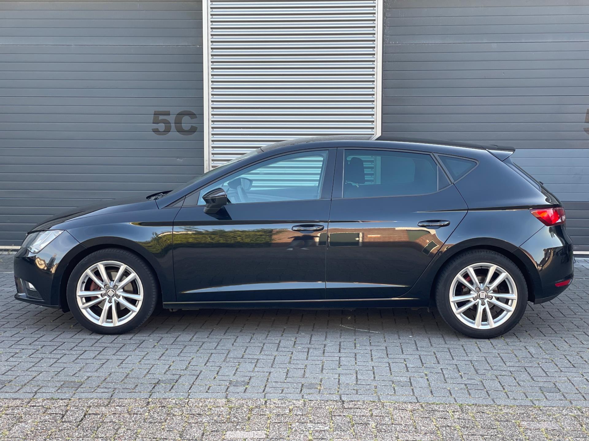 seat-leon-image2.jpg