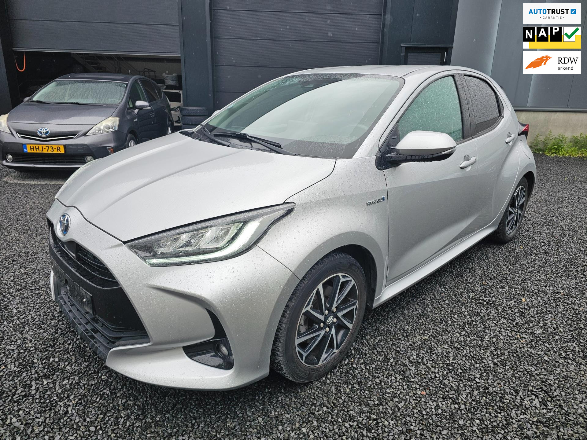 426488235/toyota-yaris-image1.jpg