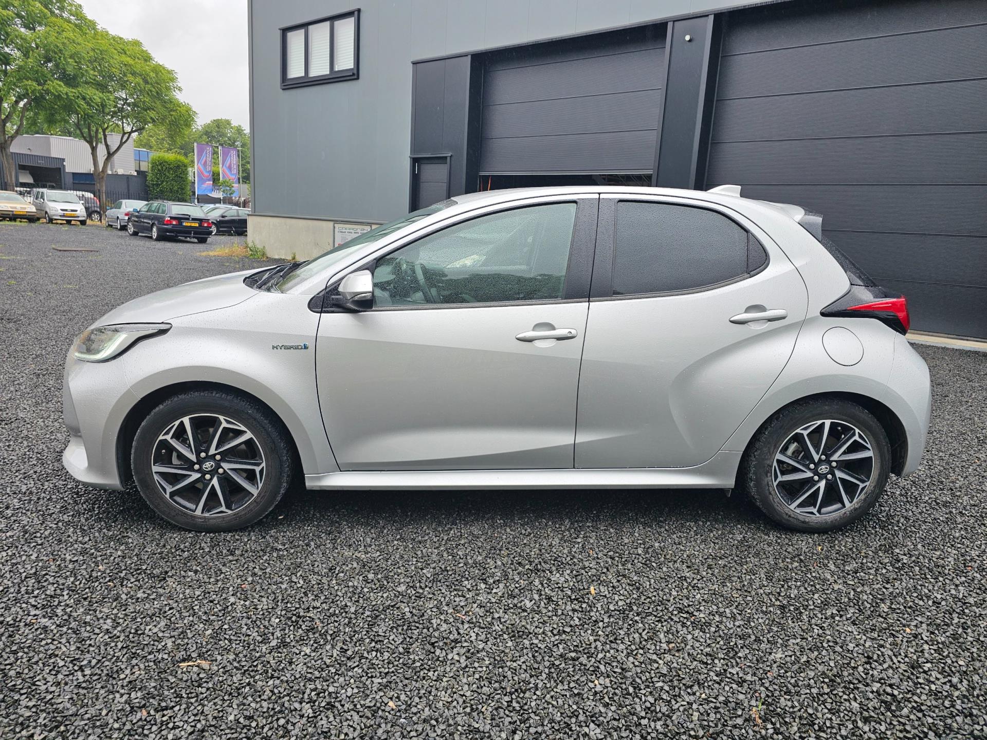 toyota-yaris-image3.jpg