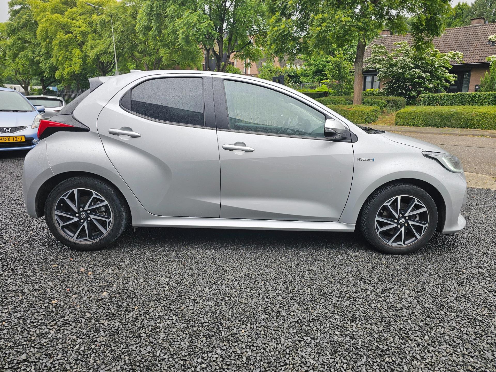 toyota-yaris-image8.jpg