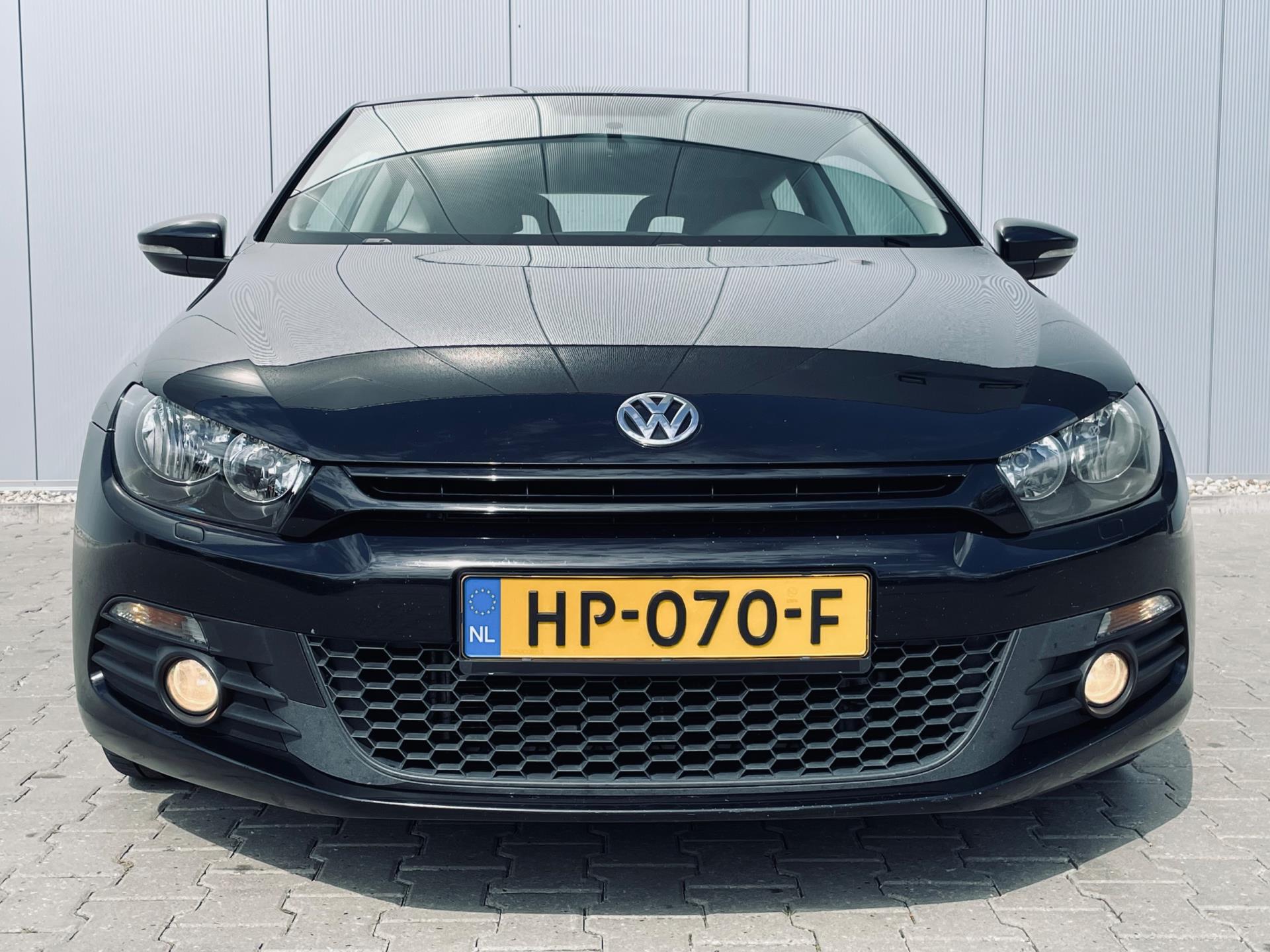 volkswagen-scirocco-image7.jpg