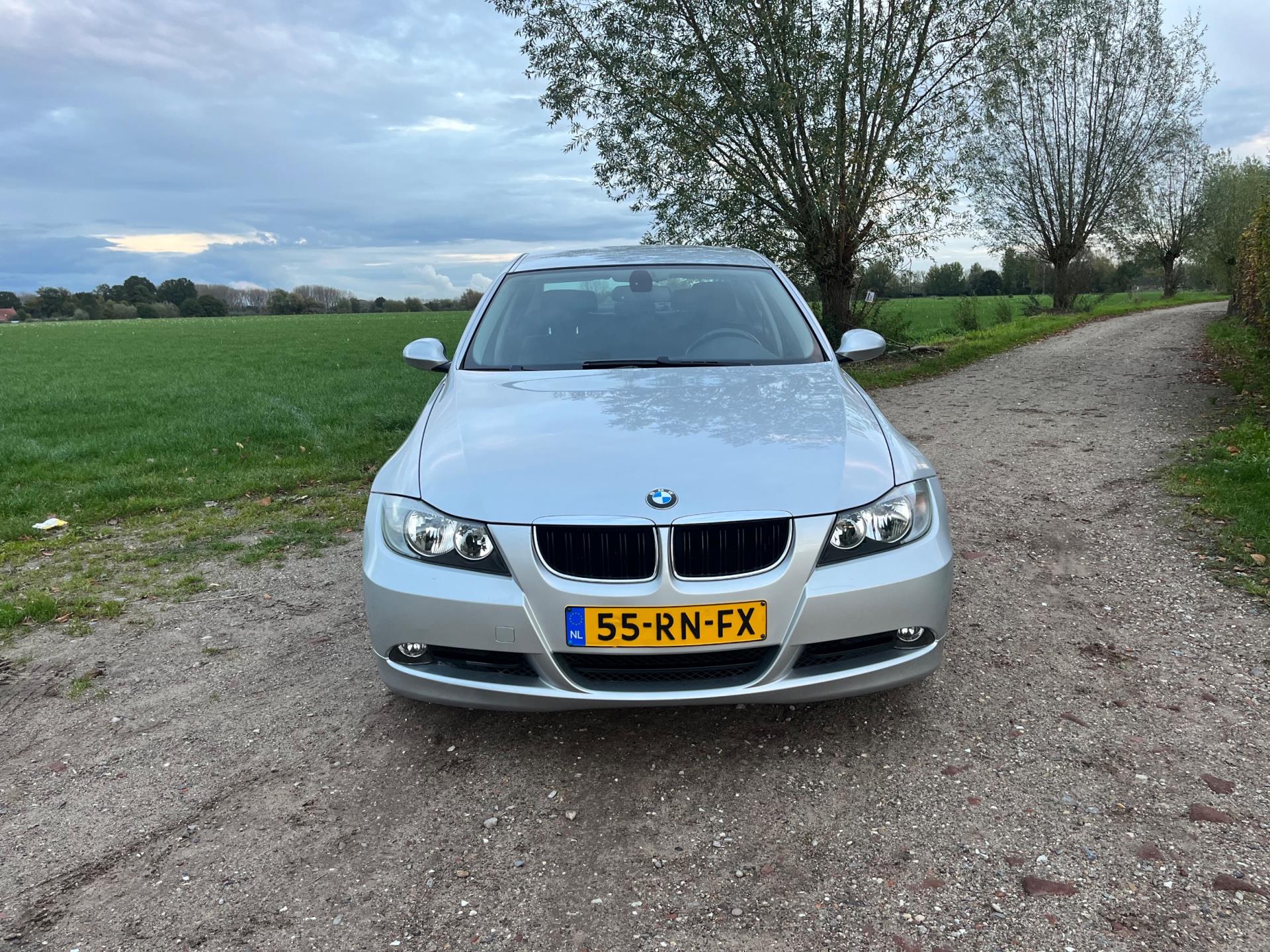 bmw-3-serie-image8.jpg