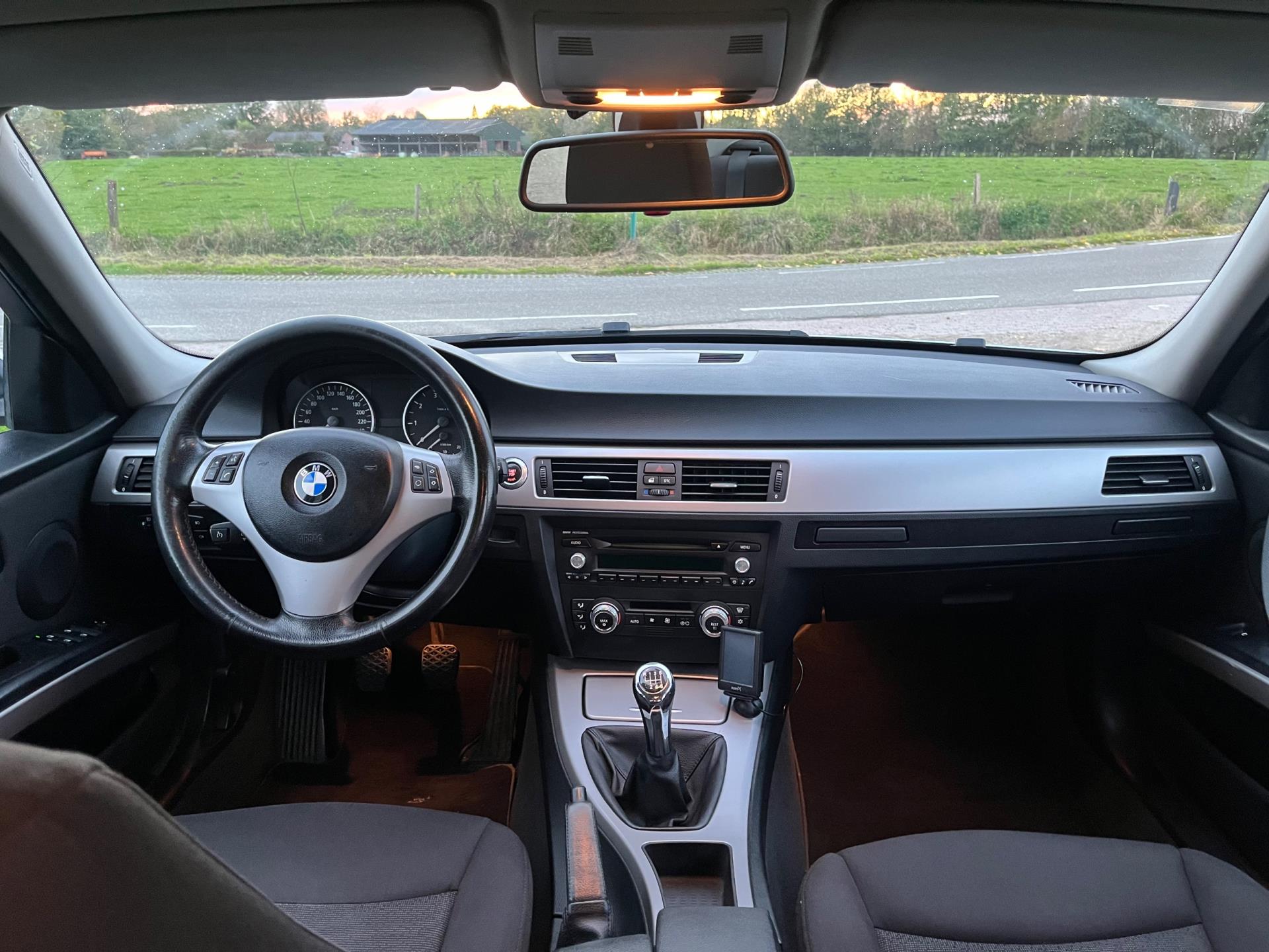 bmw-3-serie-image9.jpg