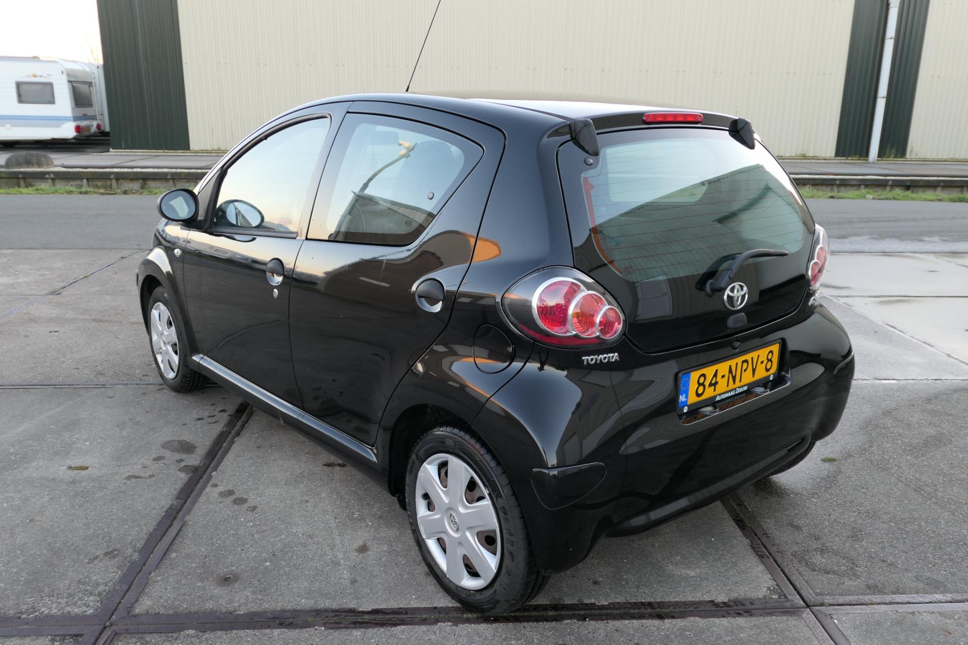 toyota-aygo-image4.jpg