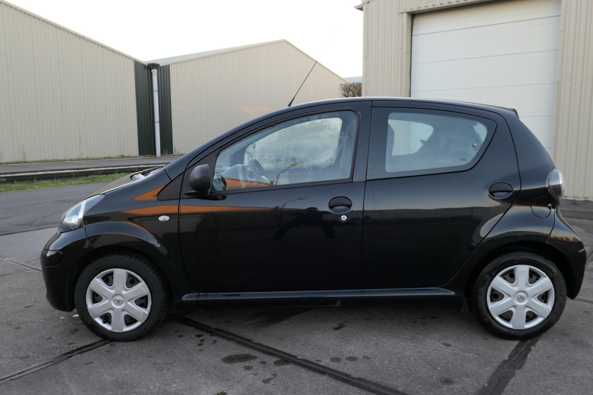 toyota-aygo-image5.jpg