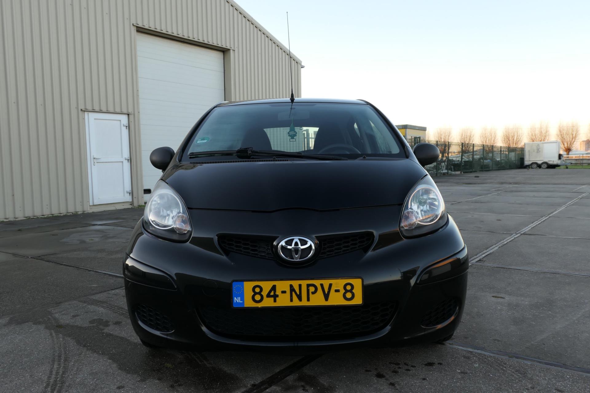 toyota-aygo-image7.jpg