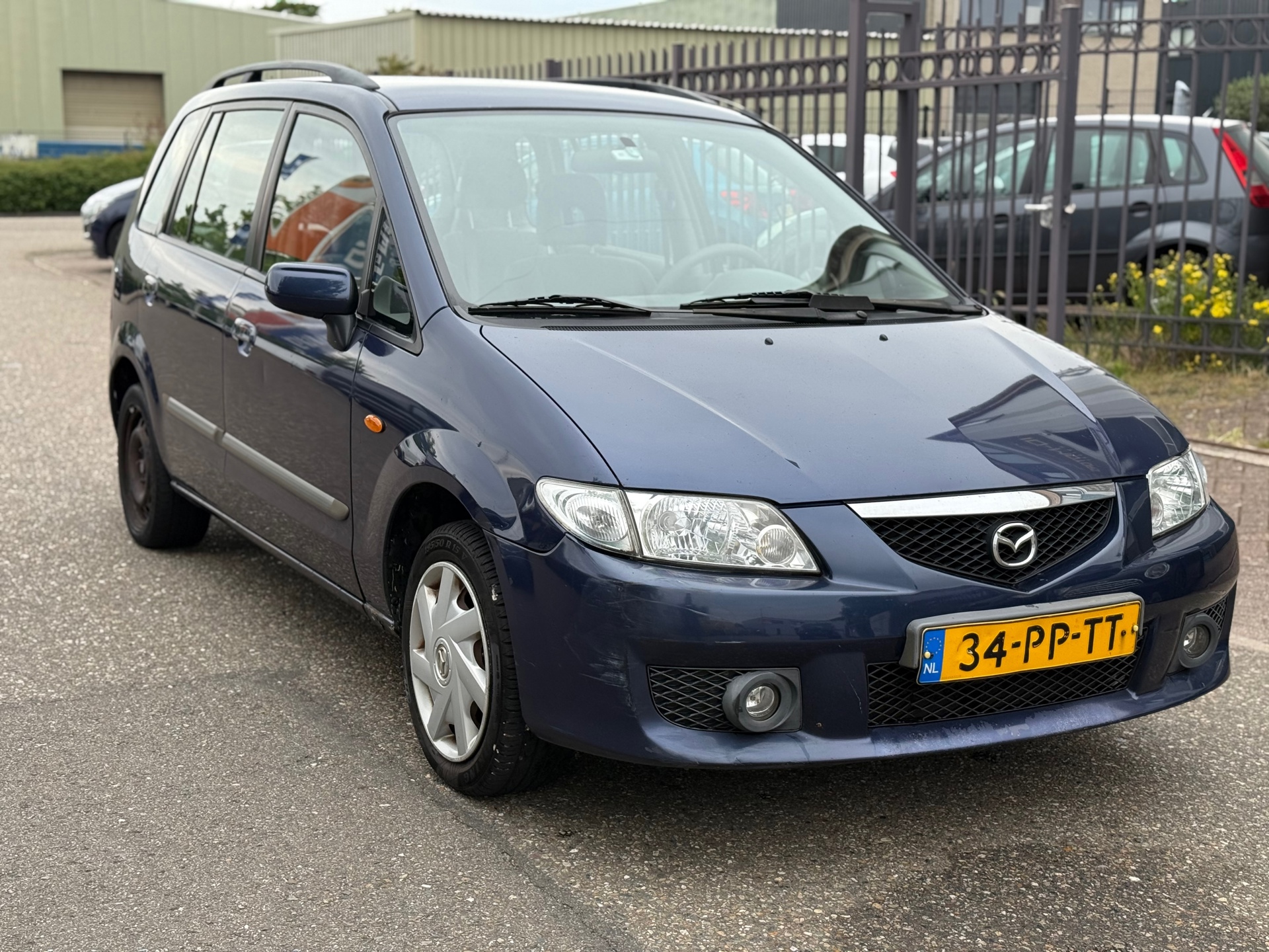 mazda-premacy-image3.jpg