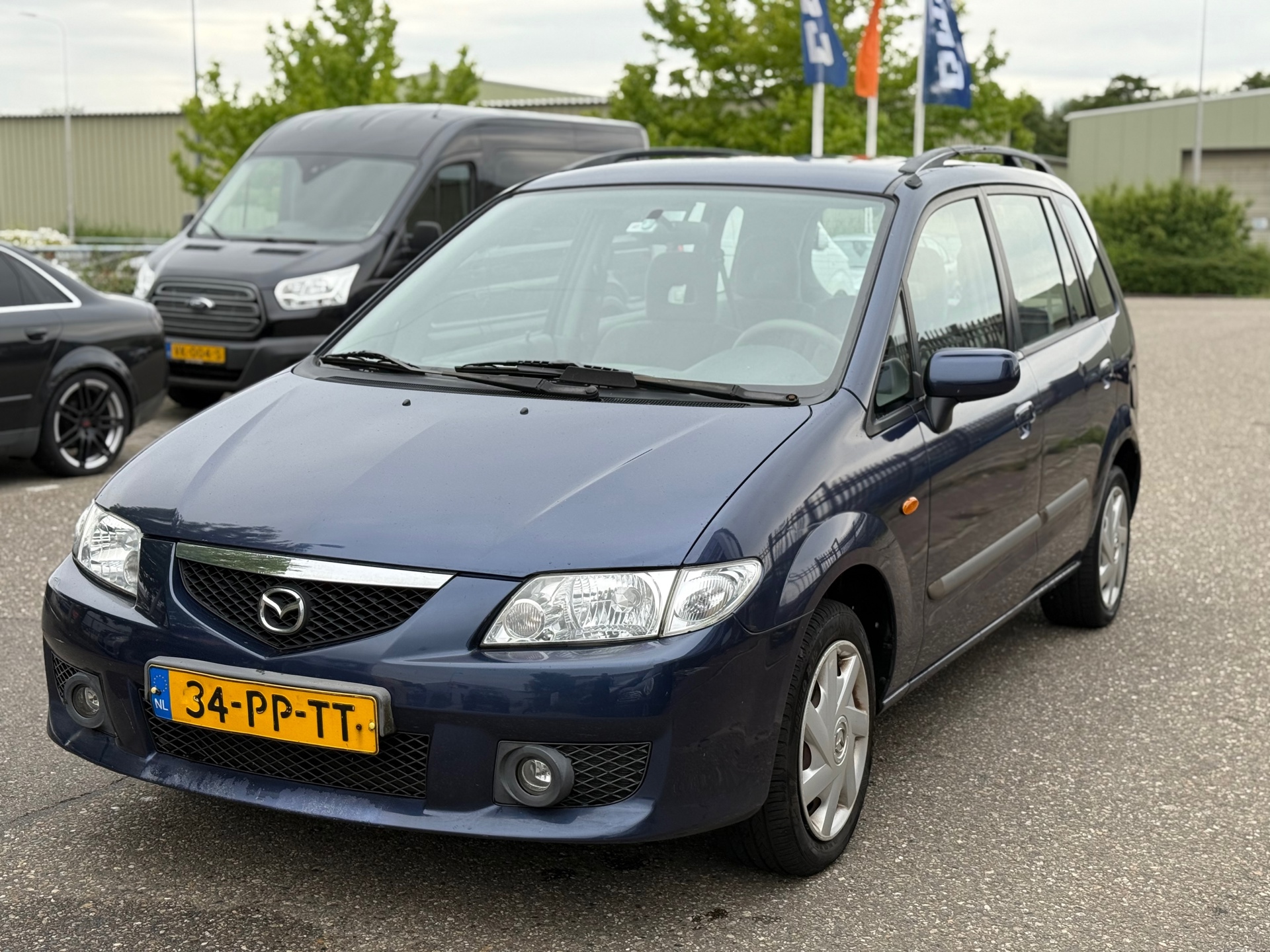 mazda-premacy-image4.jpg