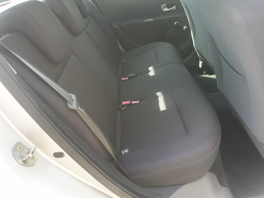 renault-clio-image6.jpg