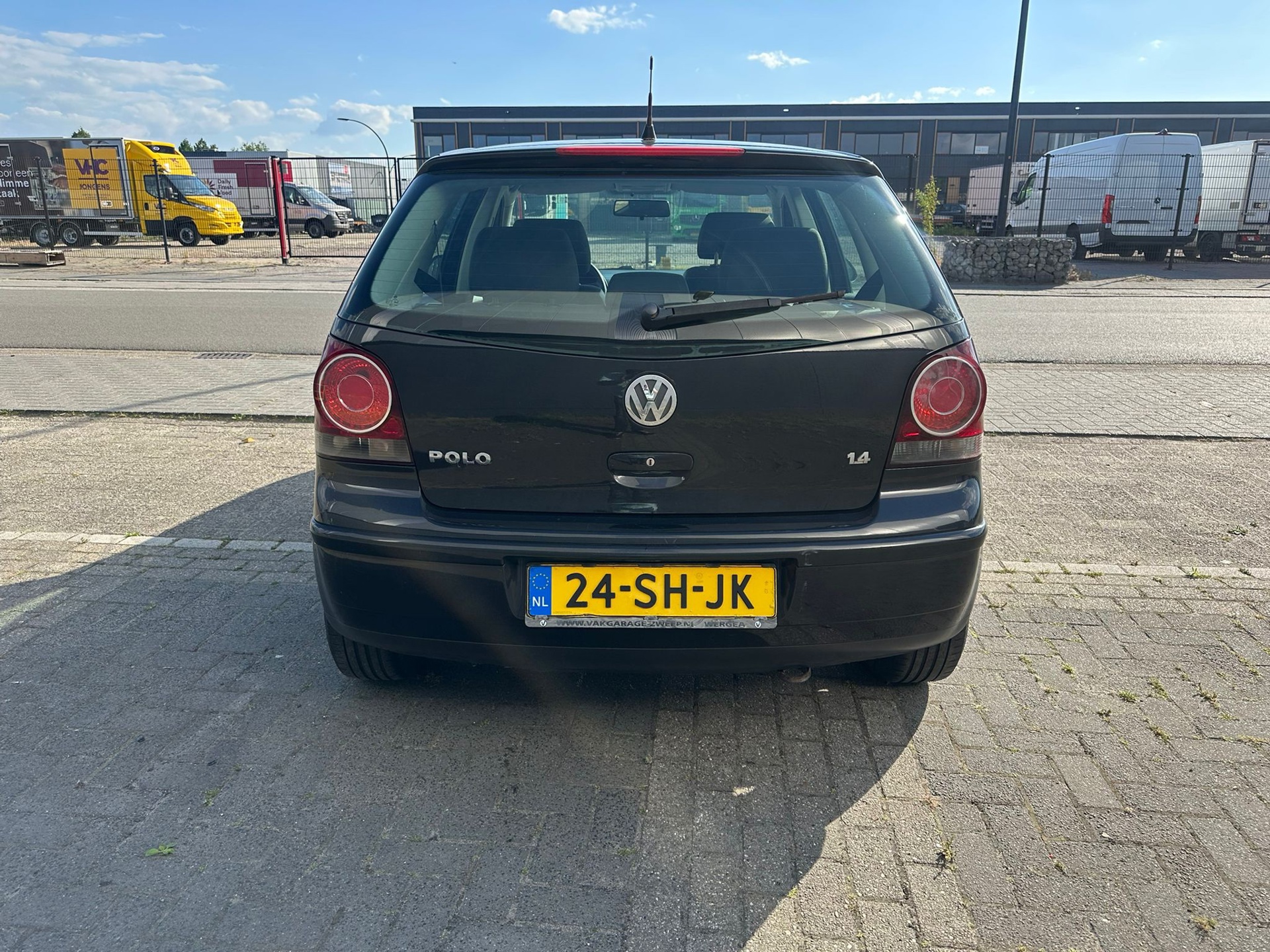 volkswagen-polo-image6.jpg