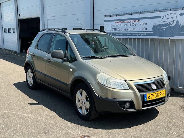 fiat-sedici-image10.jpg